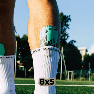 Pack GOAT: Espinilleras + Calcetines Antideslizantes + ¡otro par de Calcetines Antideslizantes de REGALO!